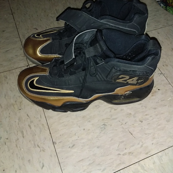 Ken griffey - Picture 2 of 3